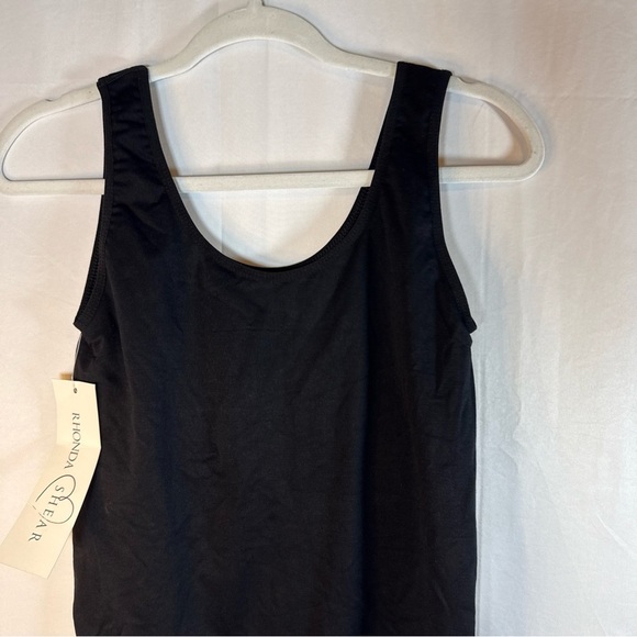 Rhonda Shear Classic Black Tank Top Size 1X NWT Built in bra - Picture 2 of 8